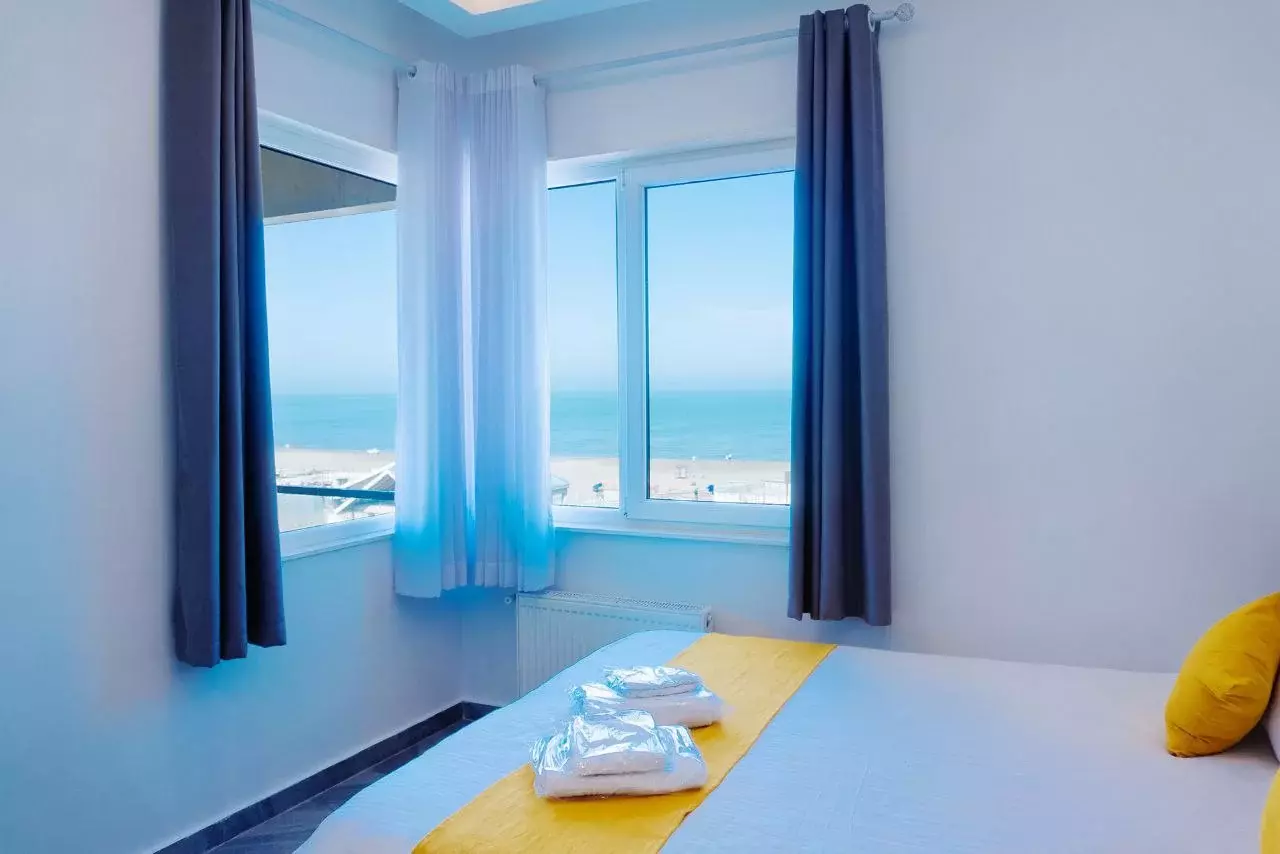 Alibaba https://cdn.alibaba.ir/ostorage/hotel-accommodation-images/685bc82cac13a7ed0d84e15b_واحد ۳ نفره VIP (2).webp